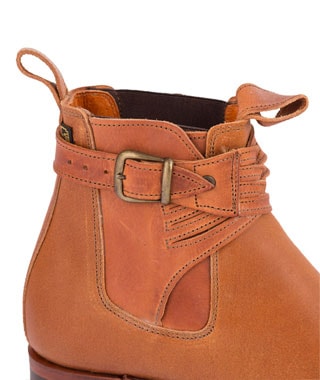 Bota Moldeada Cruzada color natural "detalle"