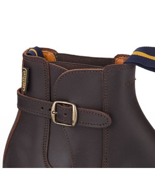 Bota Moldeada Hebilla suela montaña 