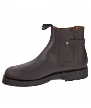 Bota Moldeada Hebilla suela montaña 