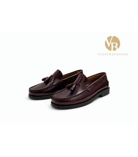 Mocasín Borlas Burdeos